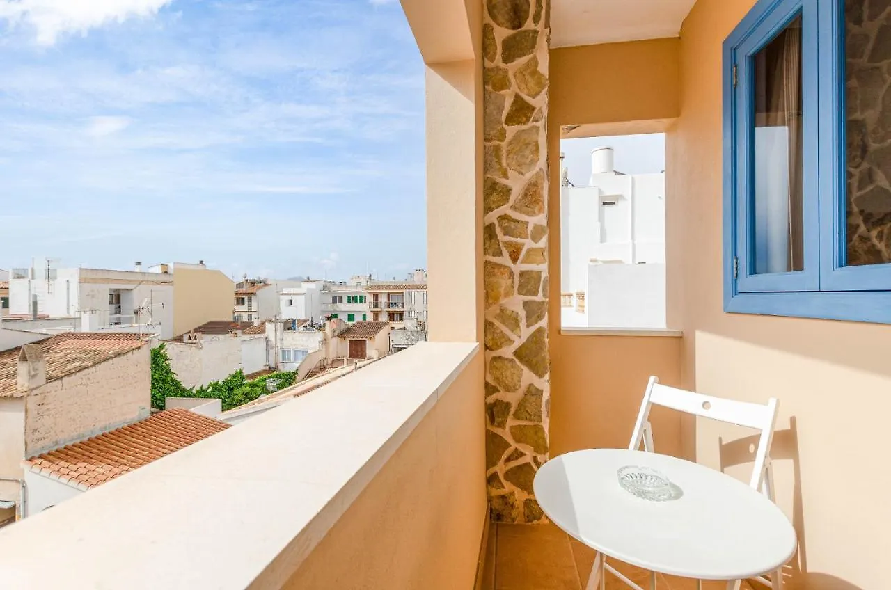Hostal Marina Cala Ratjada  Guest house